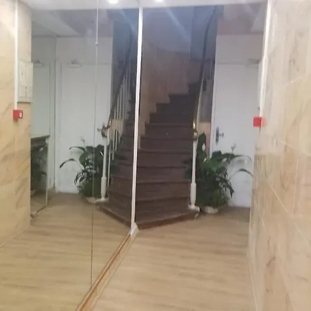 Dupleixadiama Hotel Parigi